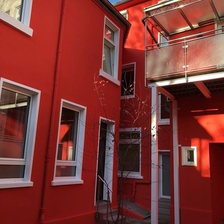 Fassadenrückfront mit Gewebearmierung in Oberhausen ausgeführt von Malerbetrieb Overdreef
